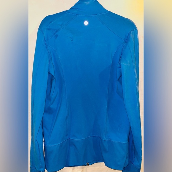 Lululemon Nice Asana Jacket
Cornflower - Picture 2 of 5